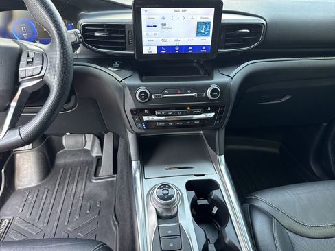 Used 2020 Ford Explorer ST image 29