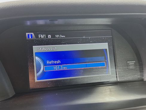 Used 2016 Honda Accord Sport image 21