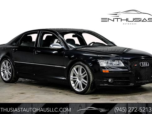 Used 2007 Audi S8 Quattro Sedan 4D image 1