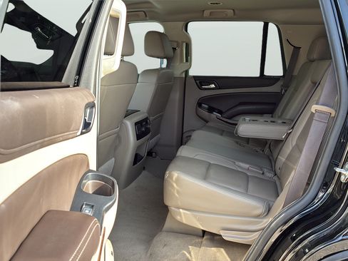 Used 2020 Chevrolet Tahoe LT RWD image 16