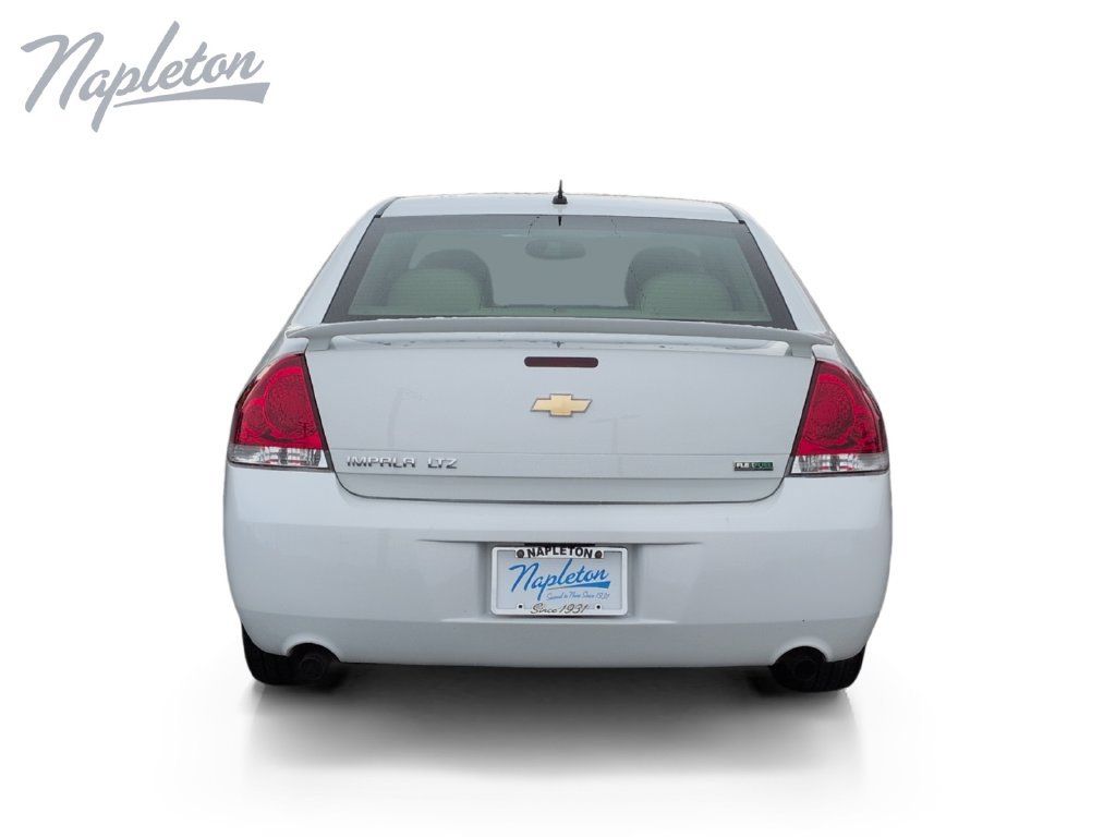 Used 2012 Chevrolet Impala LTZ FWD image 4
