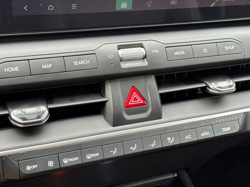 New 2026 Kia K4 LXS image 19