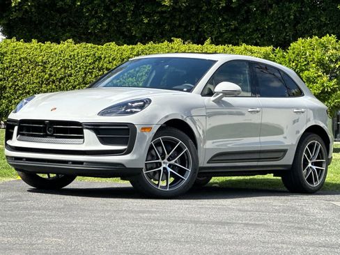 New 2026 Porsche Macan AWD/4WD image 1