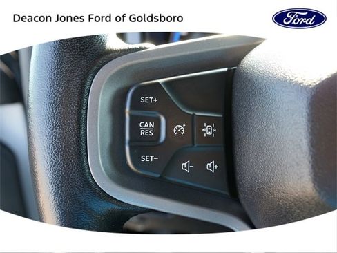 Used 2023 Ford Bronco Badlands image 18