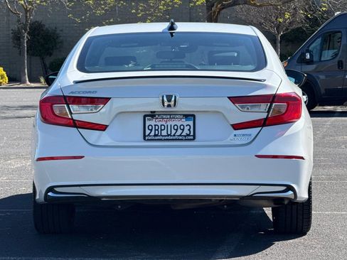 Used 2022 Honda Accord Sport image 5