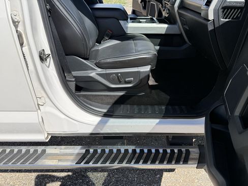 Used 2018 Ford F350 Lariat w/ Lariat Ultimate Package AWD/4WD image 39