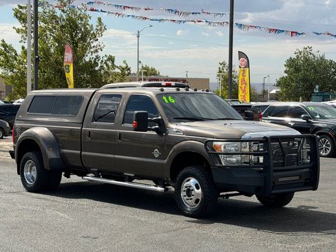 Used 2016 Ford F350 Lariat w/ Lariat Interior Package AWD/4WD image 31