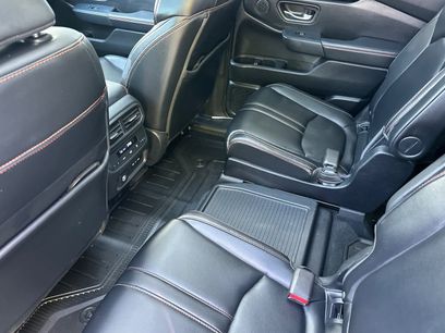Used 2025 Honda Pilot TrailSport