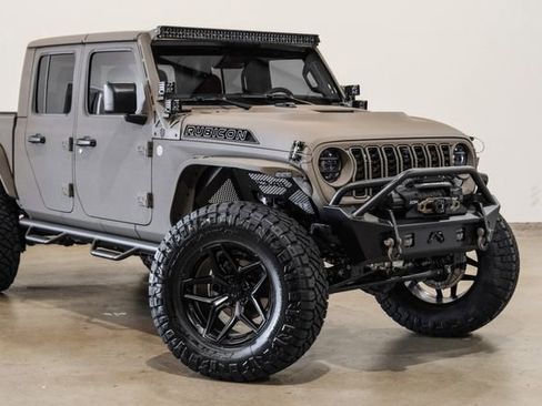 Used 2025 Jeep Gladiator Rubicon w/ Safety Group image 31