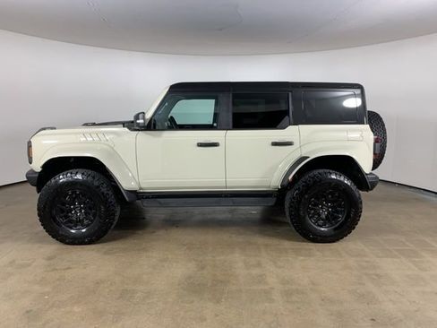 Used 2025 Ford Bronco Raptor w/ Interior Carbon Fiber Pack image 18