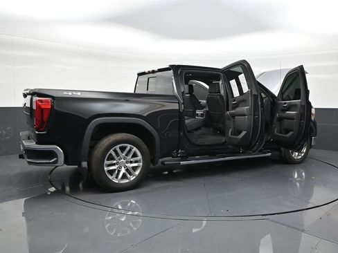 Used 2021 GMC Sierra 1500 SLT w/ SLT Premium Plus Package AWD/4WD image 29