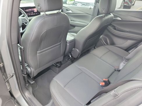 Used 2025 Buick Encore GX Preferred FWD image 15