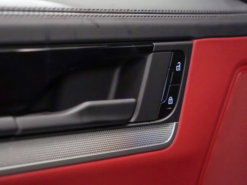 New 2025 Porsche Cayenne S image 15