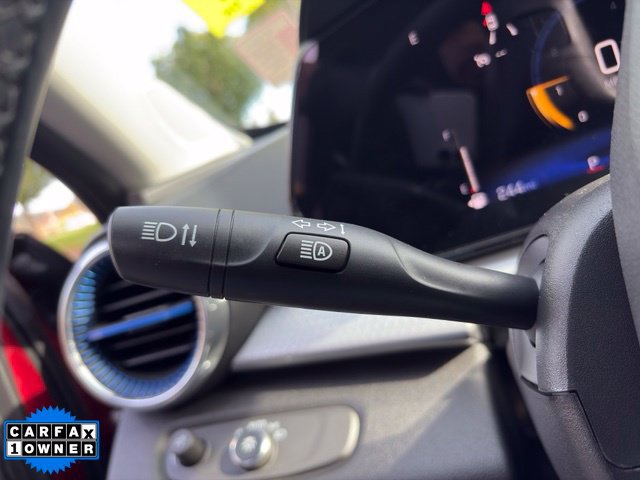 Used 2025 Chevrolet Trax LT w/ LT Convenience Package FWD image 19
