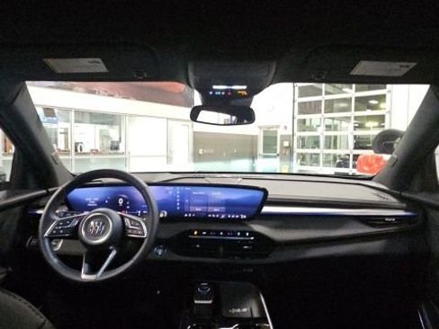 Used 2025 Buick Enclave Preferred image 30