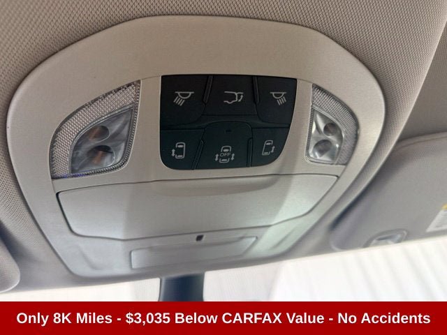 Used 2024 Chrysler Pacifica Touring-L FWD image 18