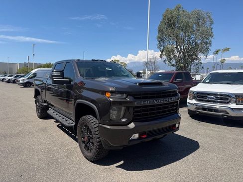 Used 2021 Chevrolet Silverado 2500 LT w/ All Star Edition RWD image 2