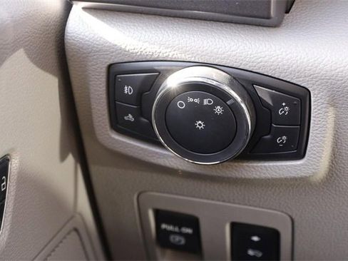 Used 2016 Ford F150 XLT w/ Equipment Group 301A Mid image 18