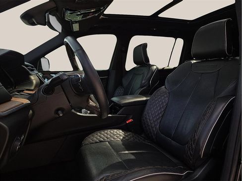 Used 2021 Jeep Grand Cherokee L Summit w/ Luxury Tech Group V image 14