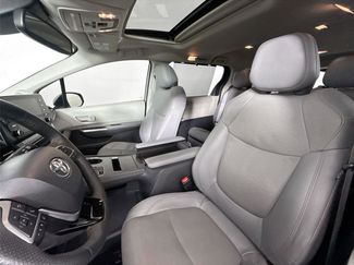 Certified 2022 Toyota Sienna Limited video 3