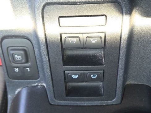 Used 2023 Ford Bronco Wildtrak AWD/4WD image 32