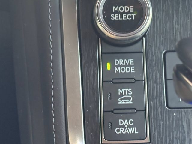 Used 2025 Lexus GX 550 AWD/4WD image 32