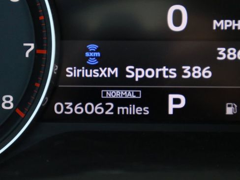 Used 2022 Mitsubishi Outlander SEL image 12