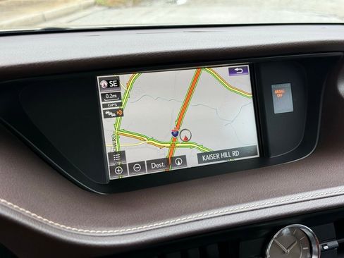 Used 2017 Lexus ES 350 w/ Luxury Package image 36