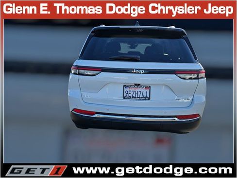 Certified 2023 Jeep Grand Cherokee Limited w/ Luxury Tech Group II image 8