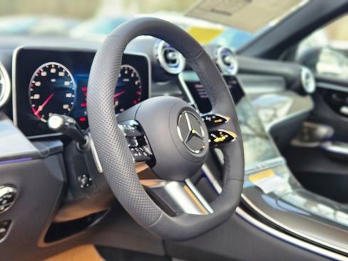 New 2026 Mercedes-Benz GLC 300 4MATIC image 16