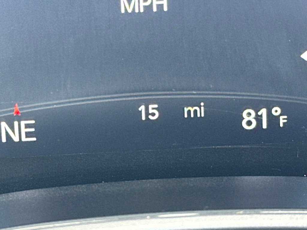 New 2027 Chrysler Pacifica Select AWD/4WD image 23