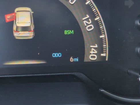 Used 2025 Toyota RAV4 XLE image 18