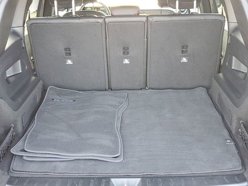 Used 2021 Mercedes-Benz GLB 250 4MATIC image 30