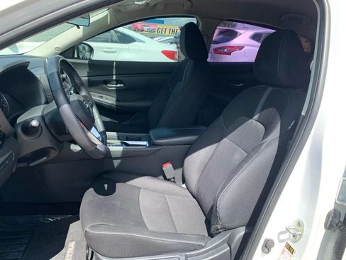 Used 2021 Nissan Sentra SV FWD image 18