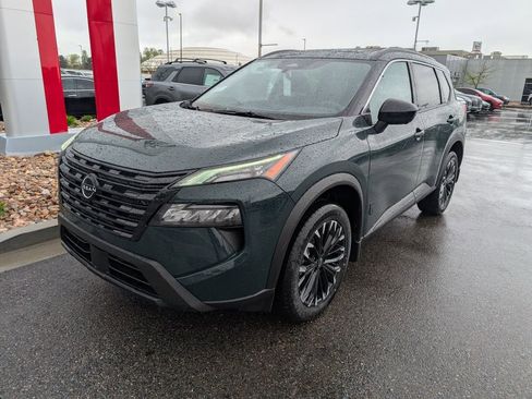 New 2026 Nissan Rogue SV AWD/4WD image 2