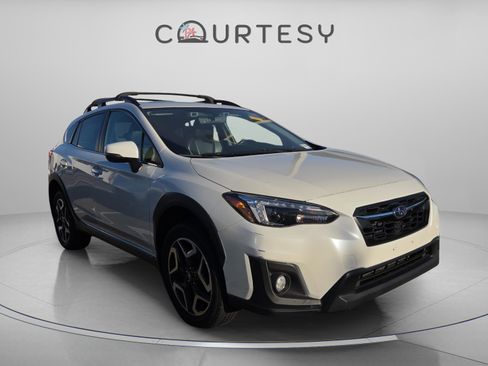 Used 2019 Subaru Crosstrek 2.0i Limited w/ Moonroof Package w/Navigation image 3
