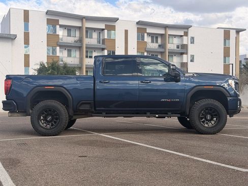 Used 2023 GMC Sierra 2500 AT4 w/ Gooseneck/5TH Wheel Package AWD/4WD image 2