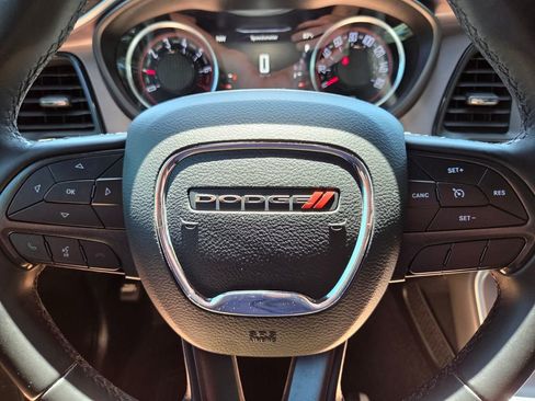 Used 2019 Dodge Challenger SXT RWD image 27