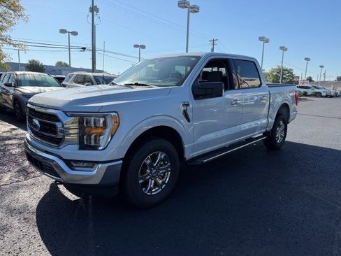 Certified 2022 Ford F150 XLT w/ Equipment Group 302A High image 3