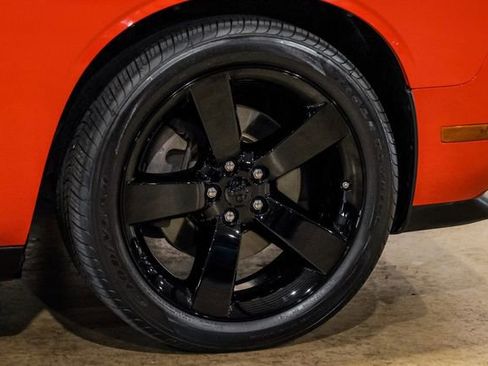 Used 2009 Dodge Challenger R/T image 22