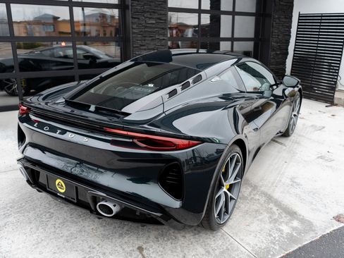 Used 2025 Lotus Emira image 12