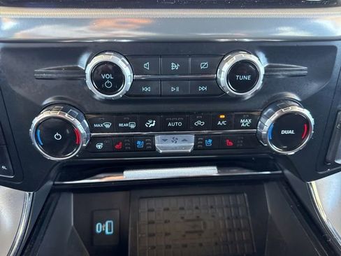 Used 2024 Ford F150 Lariat w/ FX4 Off-Road Package AWD/4WD image 24