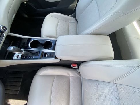Used 2025 Nissan Altima 2.5 SL FWD image 21