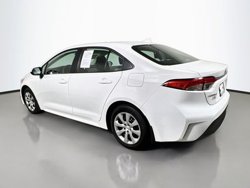 Used 2026 Toyota Corolla LE FWD image 8
