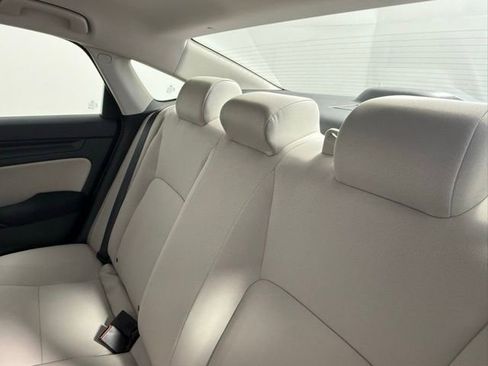 Used 2023 Honda Civic LX image 37