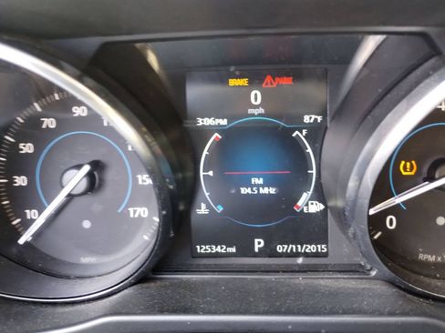 Used 2017 Jaguar XF Premium RWD image 36