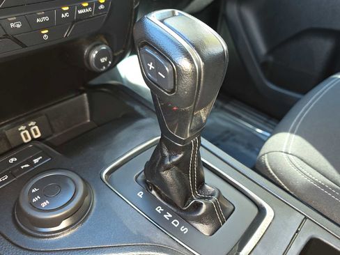 Used 2019 Ford Ranger XLT w/ Equipment Group 301A Mid image 21