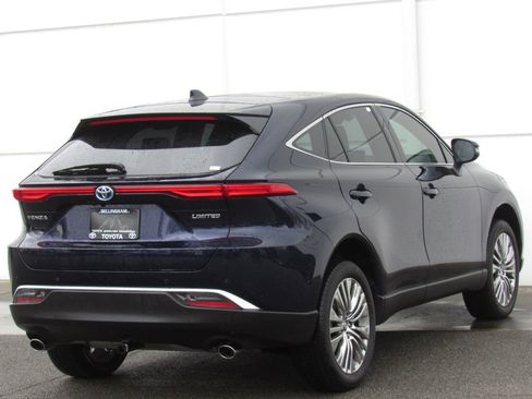 Certified 2024 Toyota Venza Limited image 6