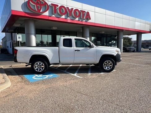 Used 2021 Toyota Tacoma SR image 6