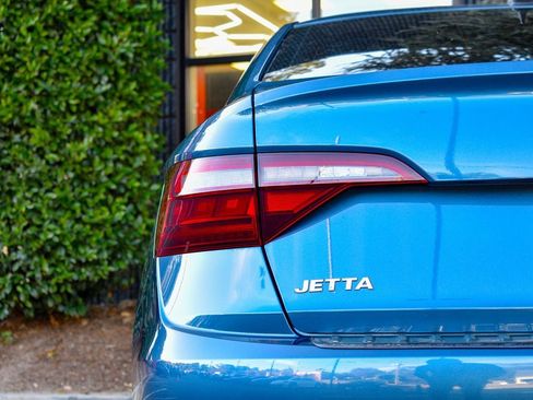 Used 2020 Volkswagen Jetta S w/ Driver Assistance Package image 12